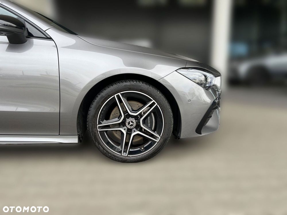 Mercedes-Benz CLA - 16