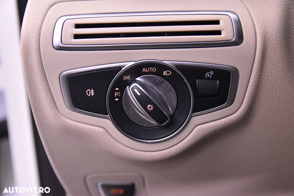 Mercedes-Benz GLC 300 e 4MATIC - 15