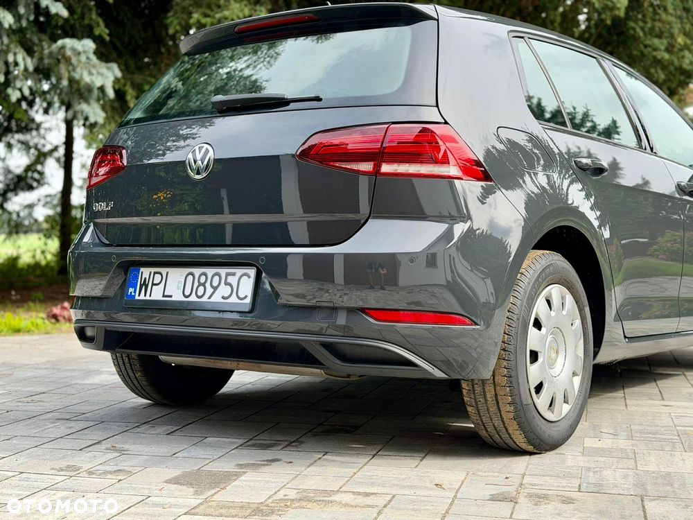 Volkswagen Golf 1.0 TSI BMT Trendline - 17