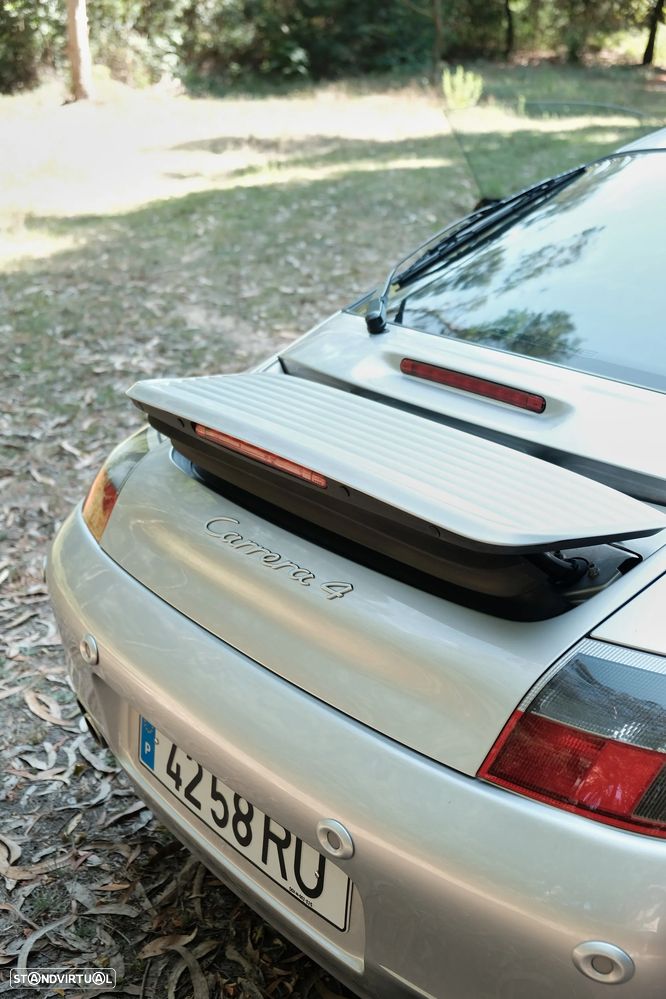 Porsche 911 (996) Carrera 4 Coupé - 50