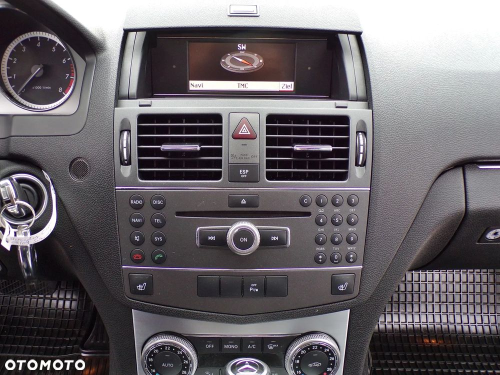 Mercedes-Benz Klasa C 180 Kompressor Automatik BlueEFFICIENCY Avantgarde - 20