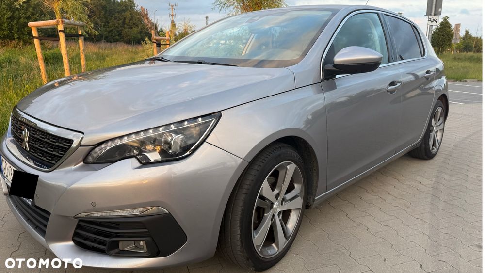 Peugeot 308 1.2 PureTech GPF Allure S&S - 5