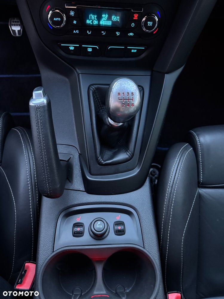 Ford Focus 2.0 EcoBoost ST mit Leder-Sport-Paket - 25