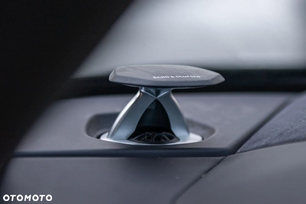 Lamborghini Urus Standard - 26