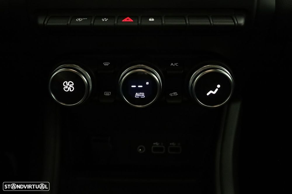 Renault Captur 1.0 TCe Techno Bi-Fuel - 13