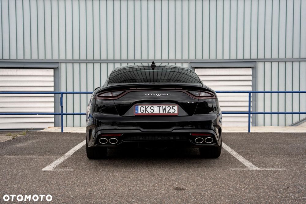 Kia Stinger - 7
