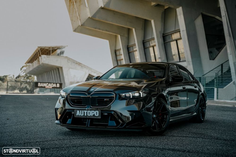 BMW M5 Standard - 8