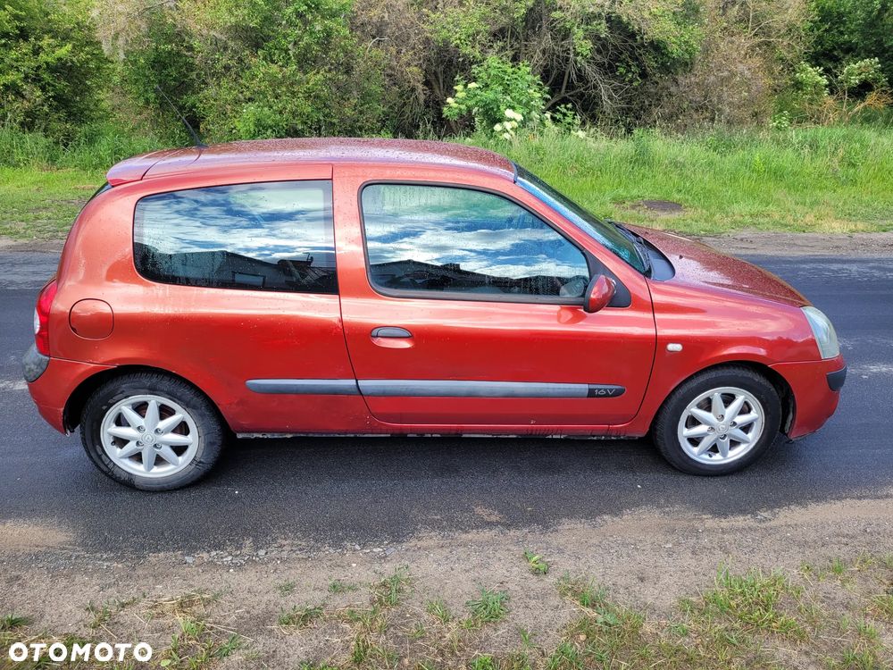 Renault Clio 1.2 16V Authentique - 5