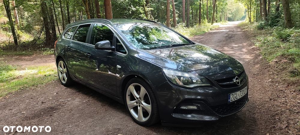 Opel Astra 2.0 CDTI Cosmo - 17