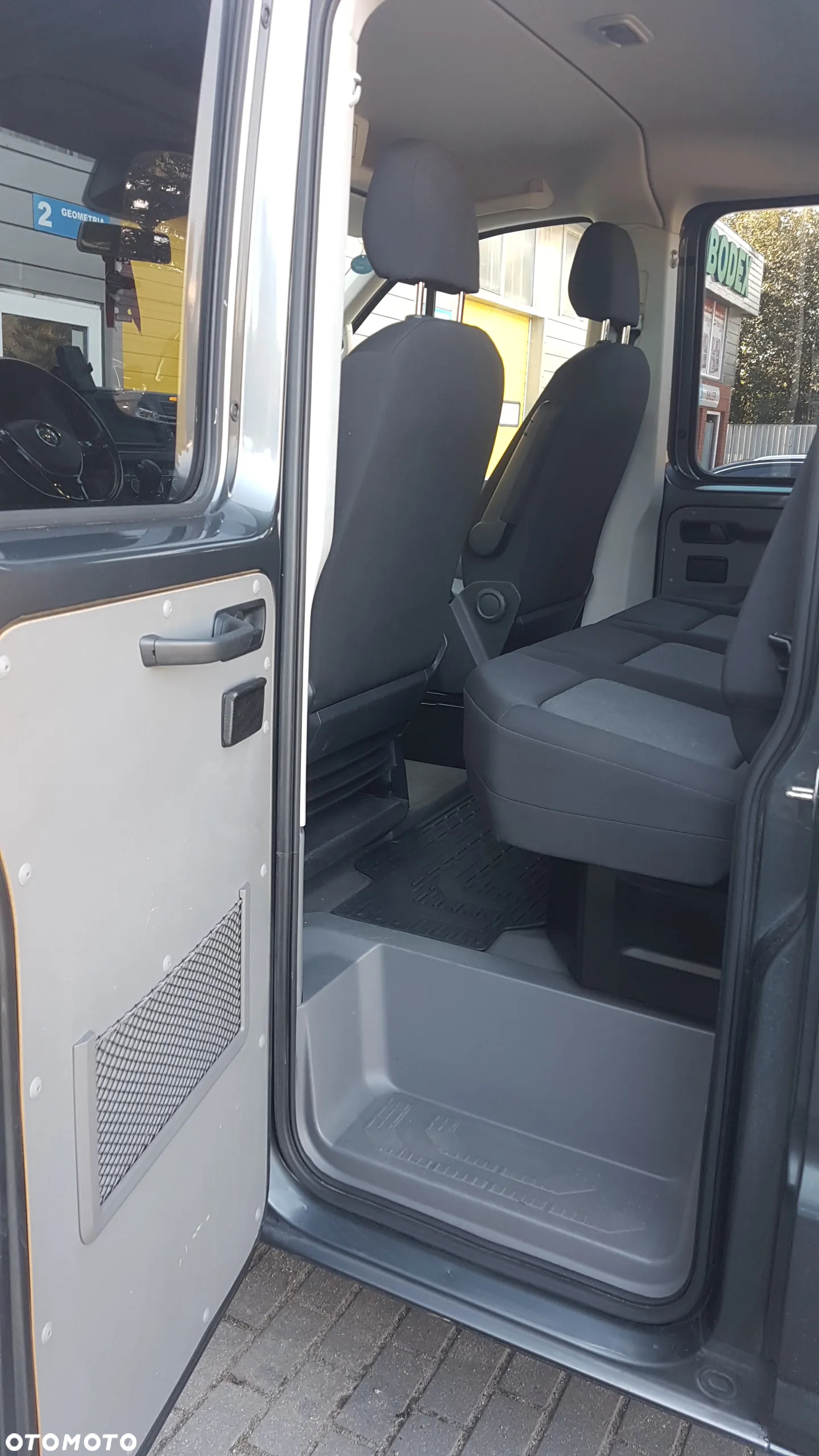 Volkswagen CRAFTER - 14