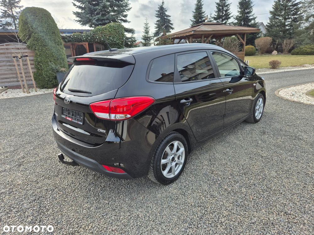 Kia Carens 1.7 CRDi 115 Dream Team Edition - 8