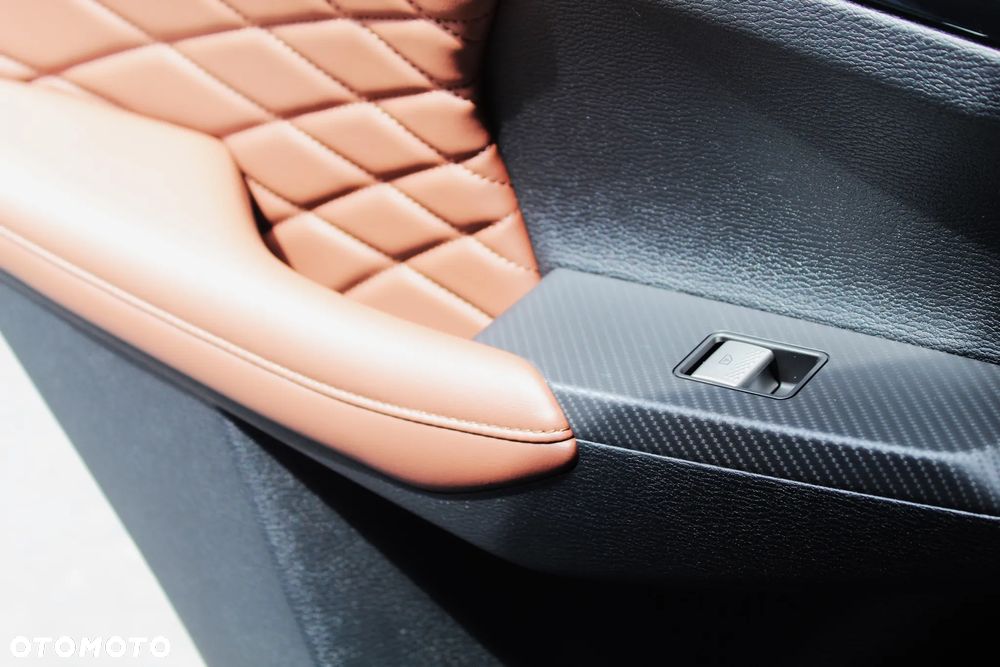 Mitsubishi Outlander Instyle Plus - 18