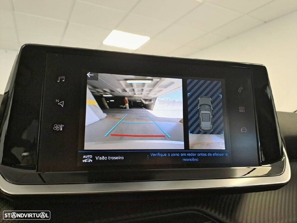 Peugeot 2008 1.2 PureTech Allure EAT8 - 25