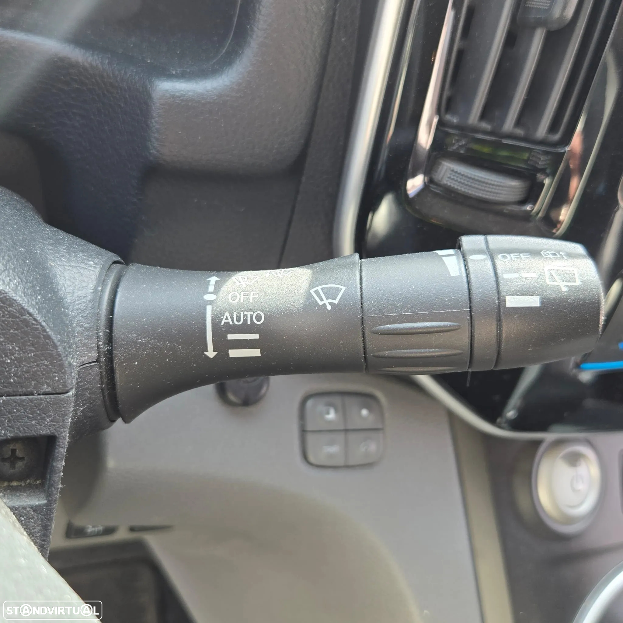 Nissan e-NV200 Evalia 5L Navegador - 18