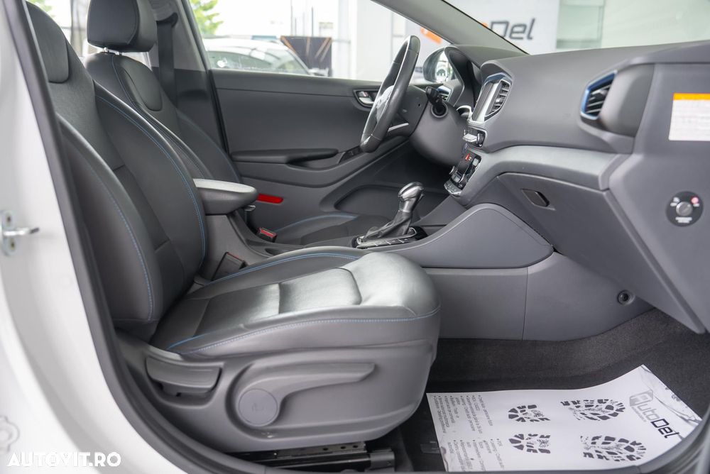 Hyundai IONIQ 1.6 GDI Premium - 18