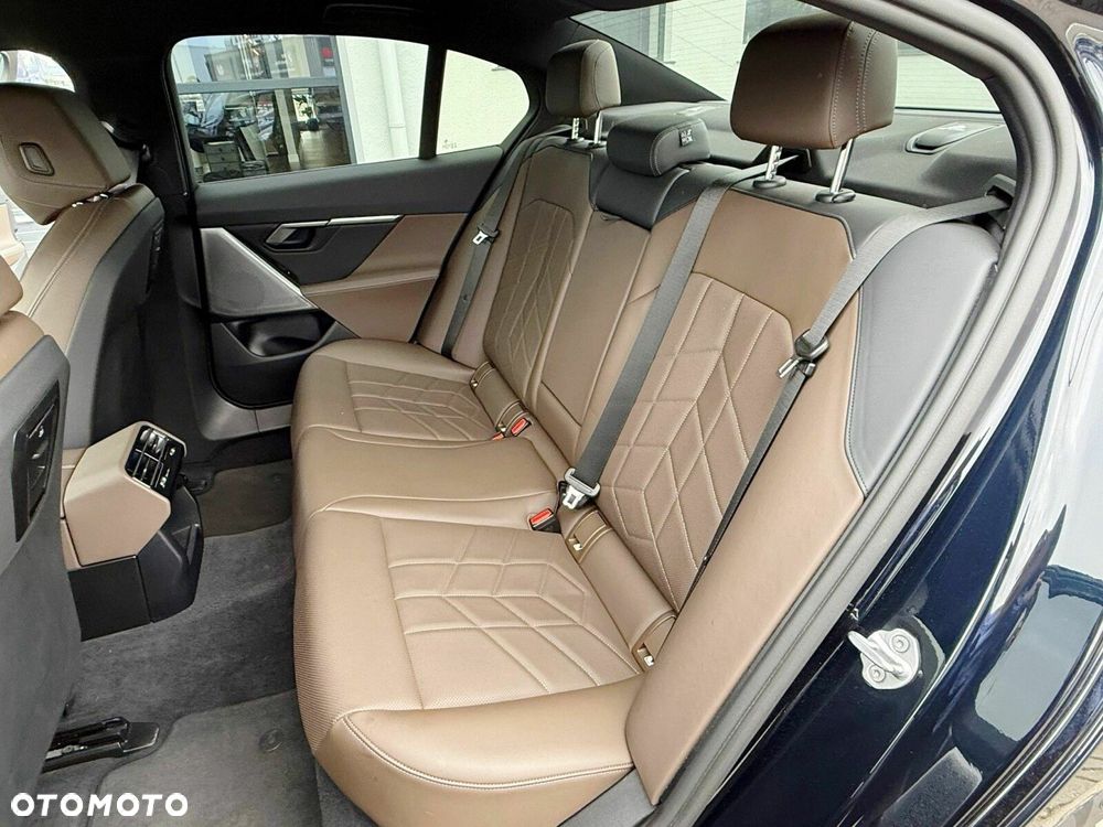 BMW Seria 5 - 13
