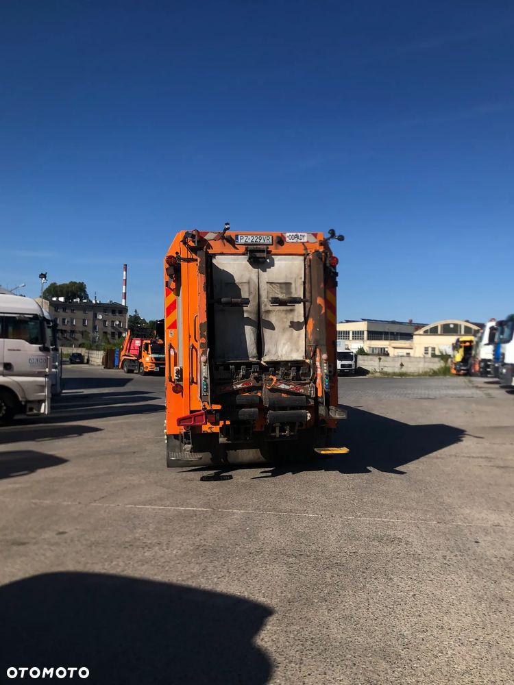 MAN TGS 26.320 6x2-2BL - 5