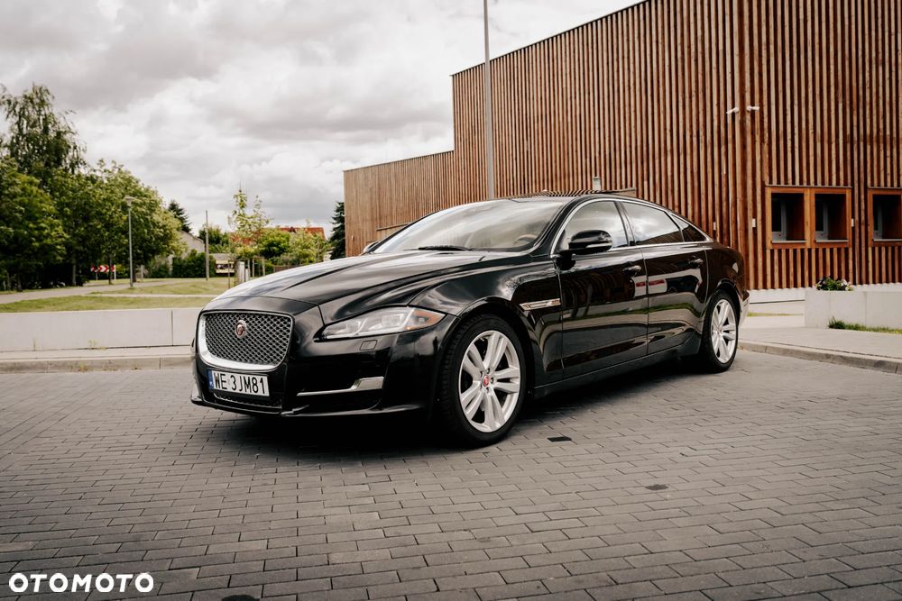 Jaguar XJ 3.0 T LWB AWD Portfolio - 29