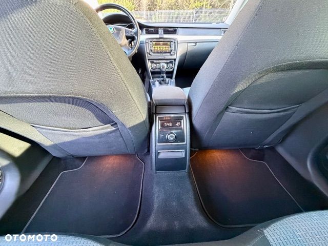 Skoda Superb 1.9 TDI Ambiente - 16