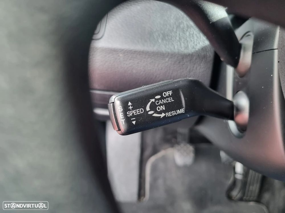 VW Passat Variant 1.6 FSi Trendline - 26