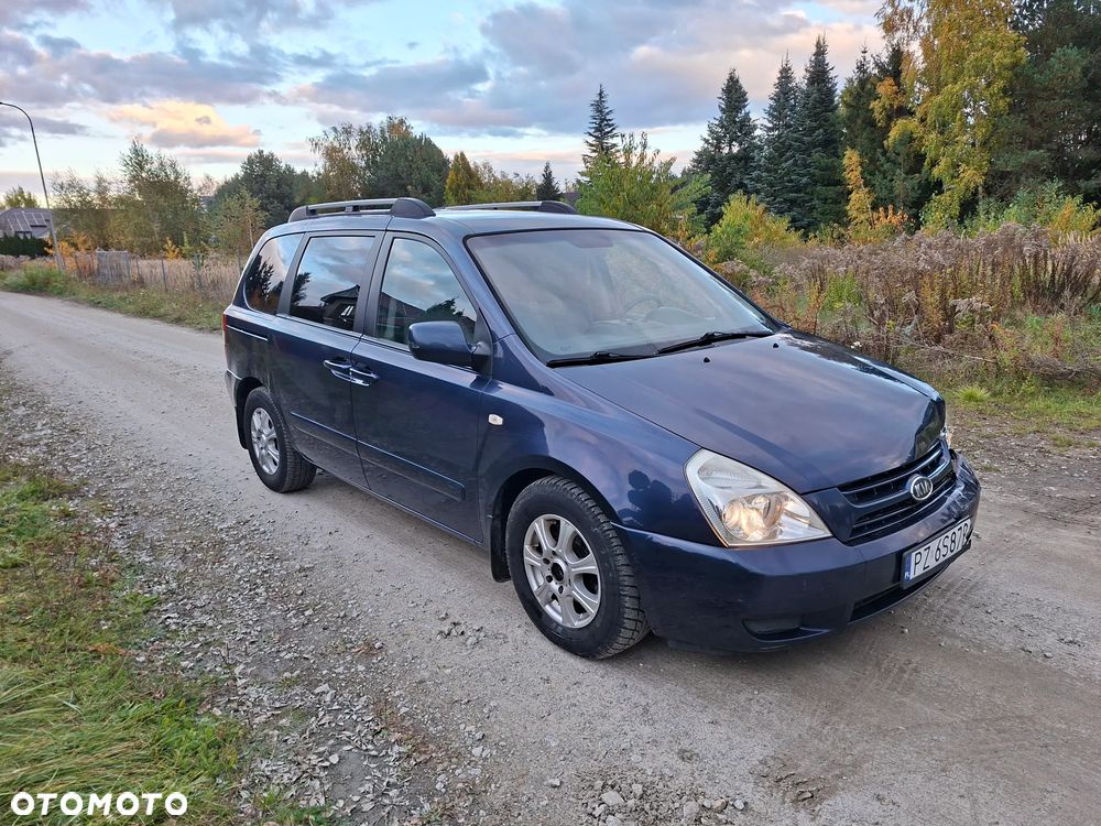 Kia Carnival - 3