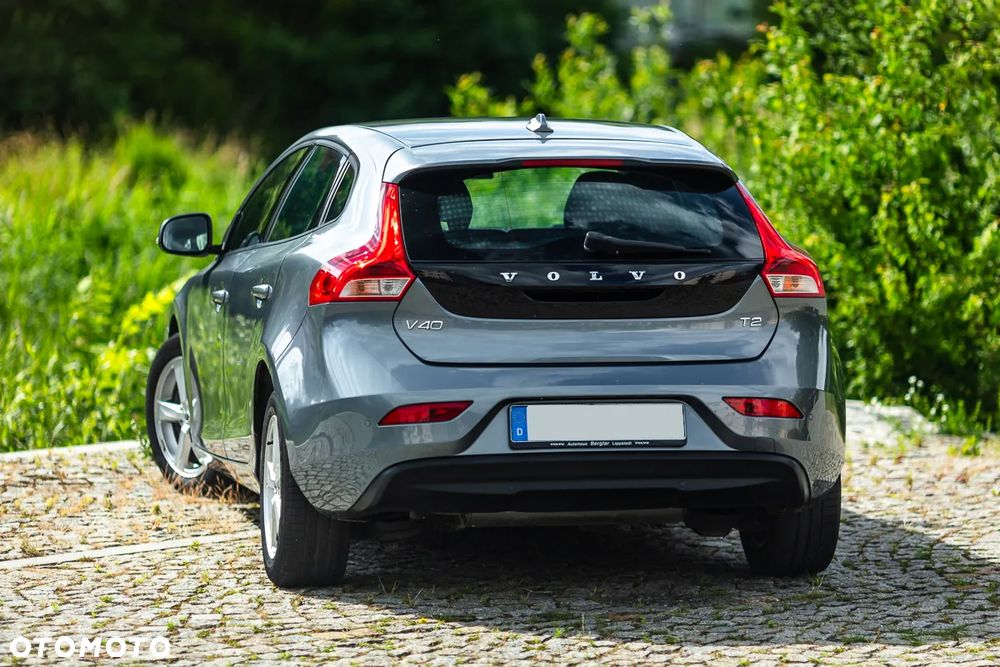 Volvo V40 - 16