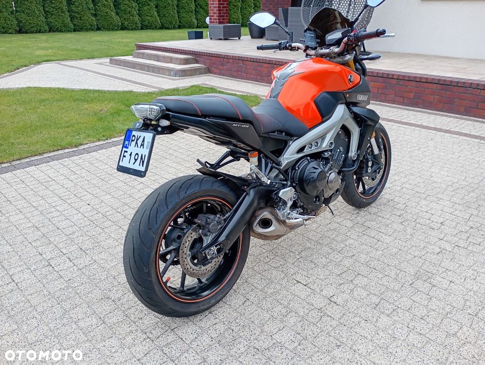 Yamaha MT - 4