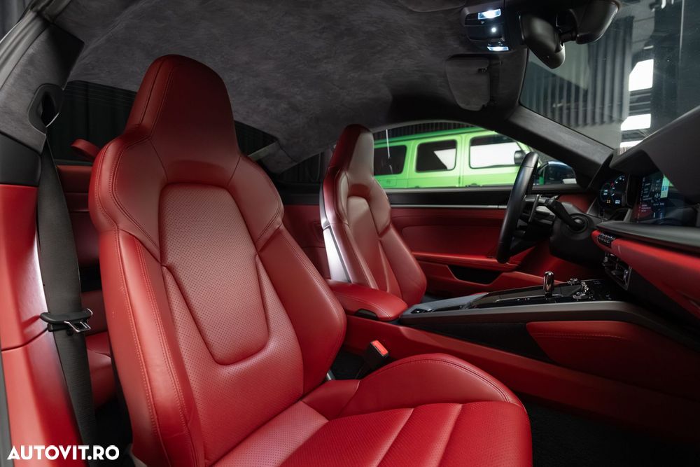 Porsche 911 - 28