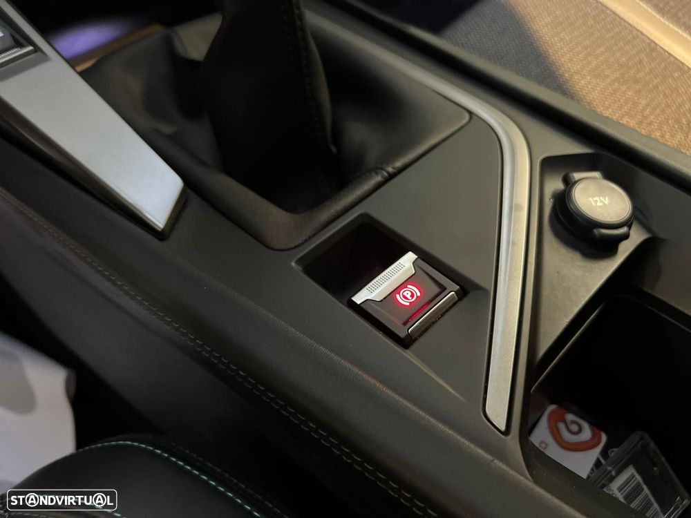 Peugeot 308 1.2 PureTech Allure - 25