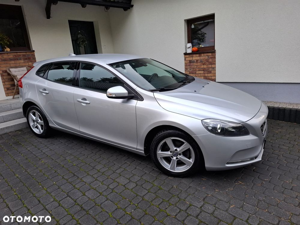 Volvo V40 D2 Kinetic - 34