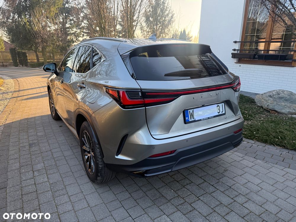 Lexus NX 350h Prestige AWD - 8
