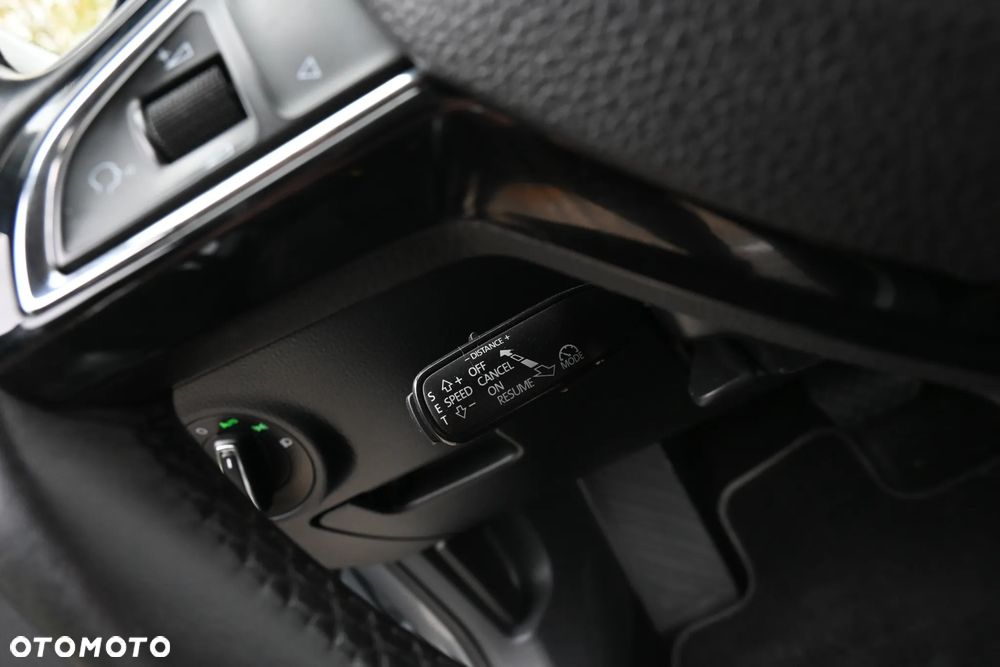 Skoda Superb 2.0 TDI DSG Premium Edition - 21