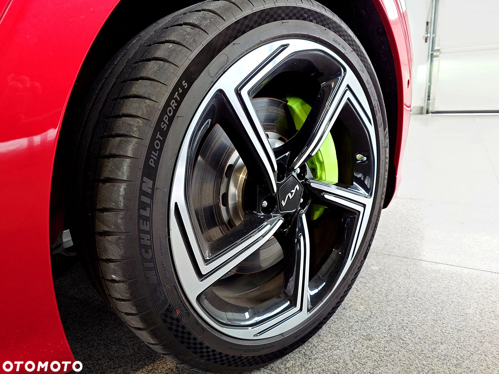 Kia EV6 77.4kWh GT AWD - 18