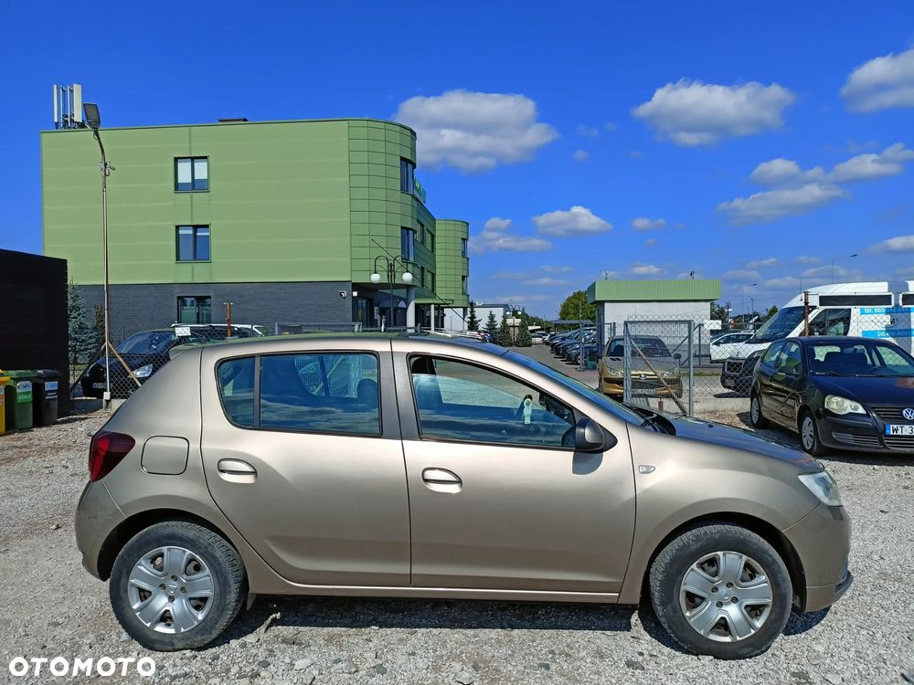 Dacia Sandero - 5
