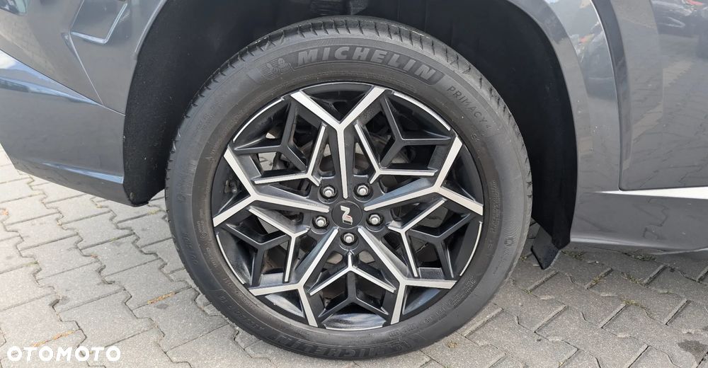 Hyundai Tucson 1.6 T-GDi HEV Platinum N Line 4WD - 29