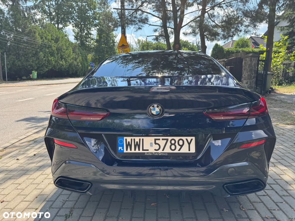 BMW Seria 8 - 12