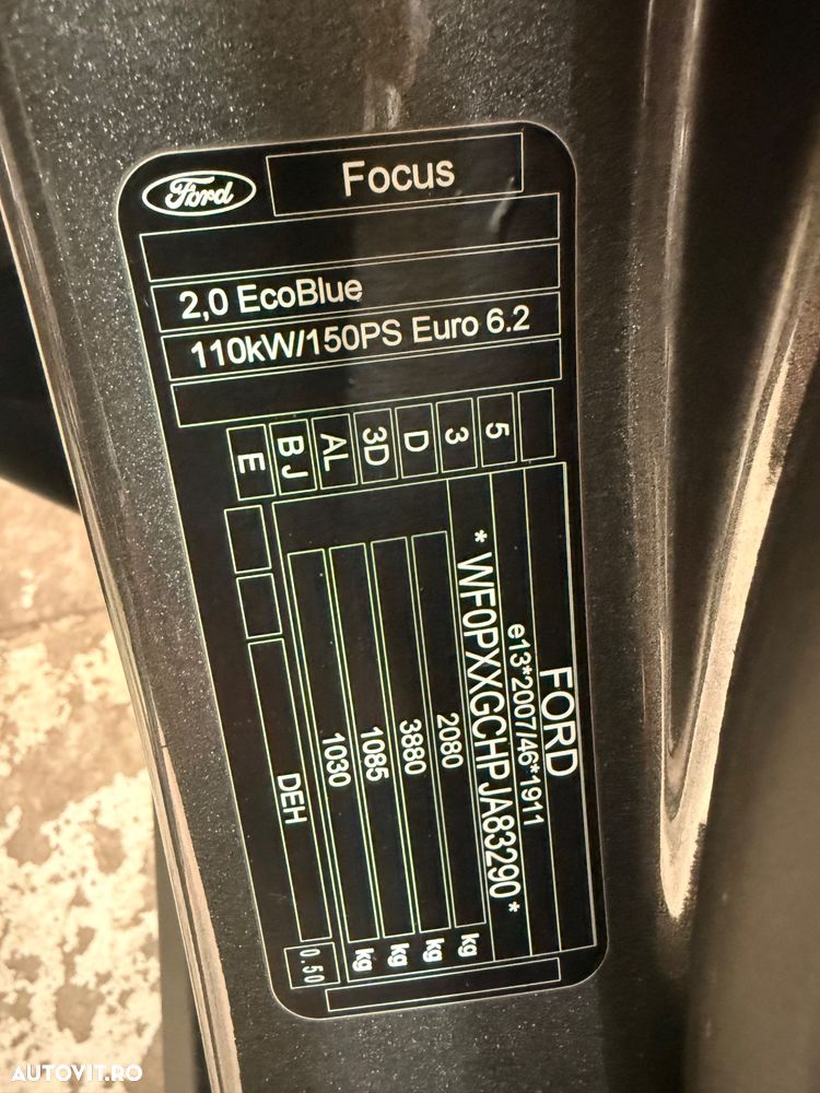 Ford Focus 2.0 EcoBlue Titanium - 27