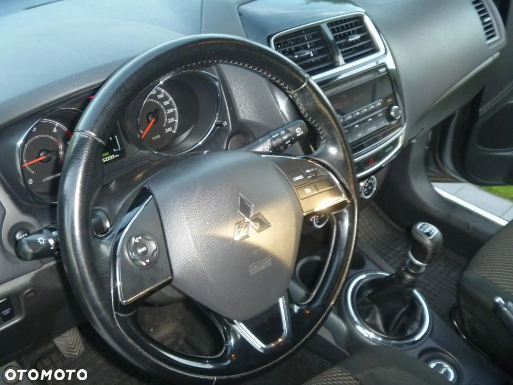 Mitsubishi ASX 1.6 DID Invite 4WD AS&G - 22