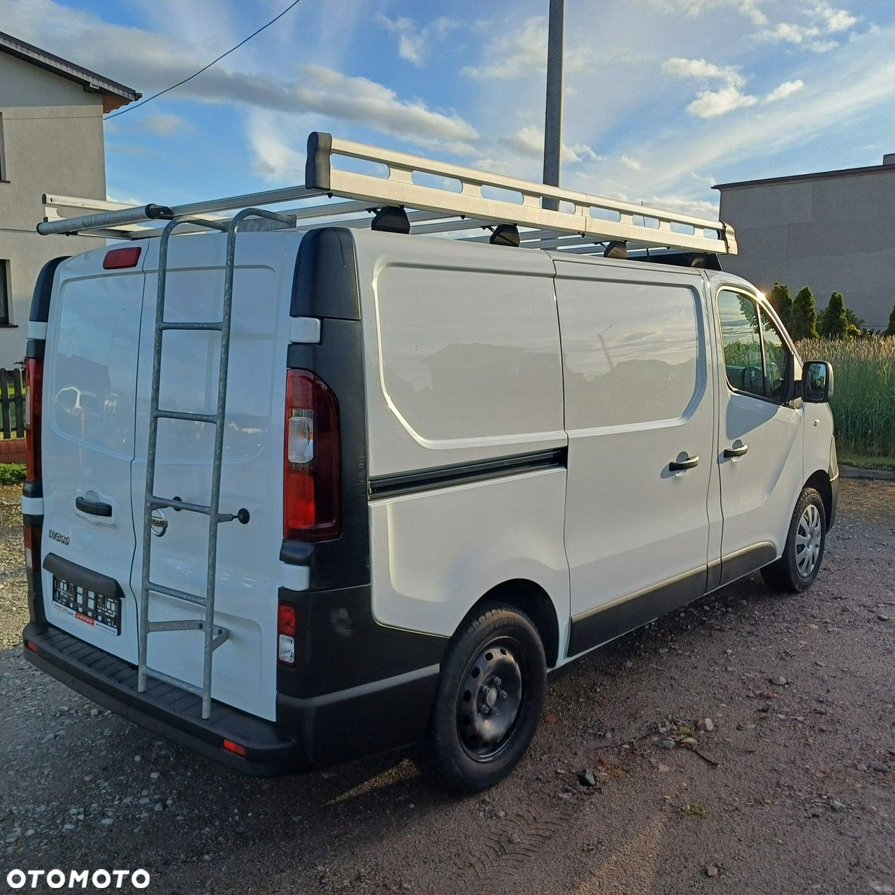Nissan NV300 - 3