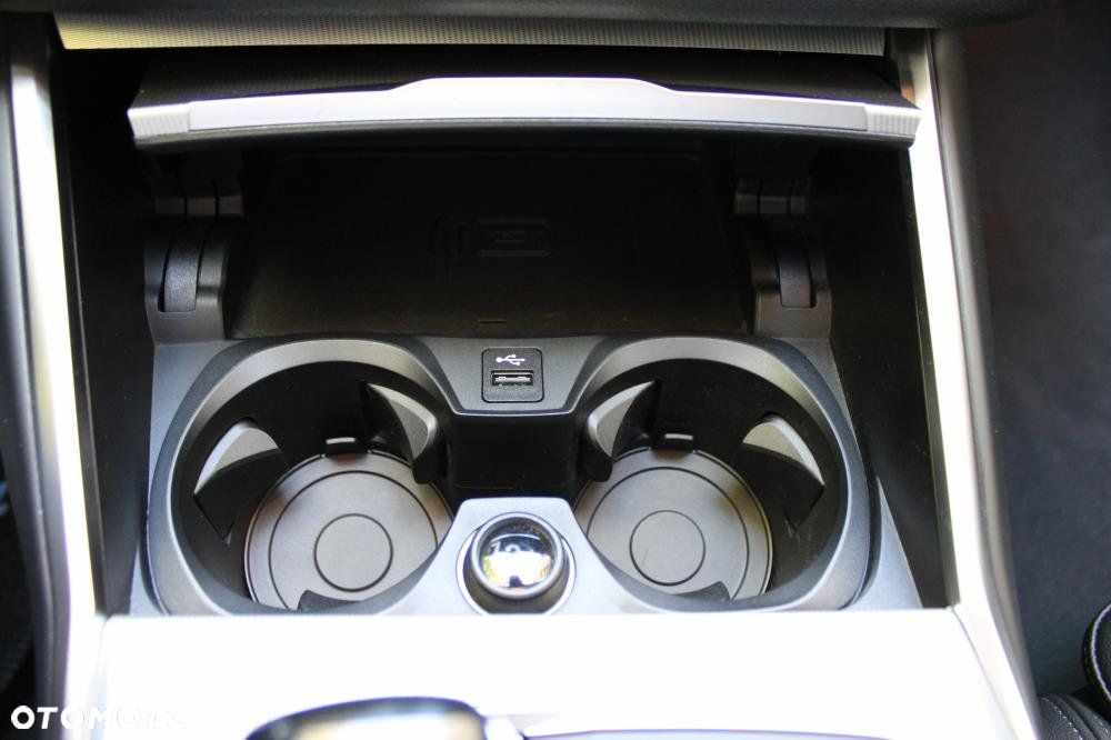 BMW Seria 3 - 28