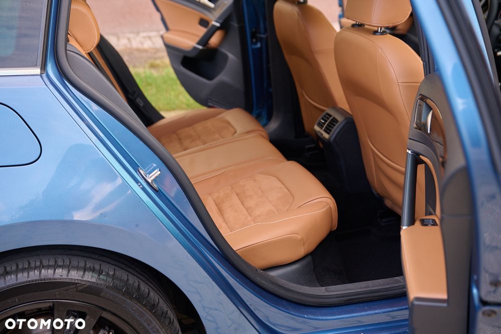 Volkswagen Golf 1.6 TDI BMT Highline - 29