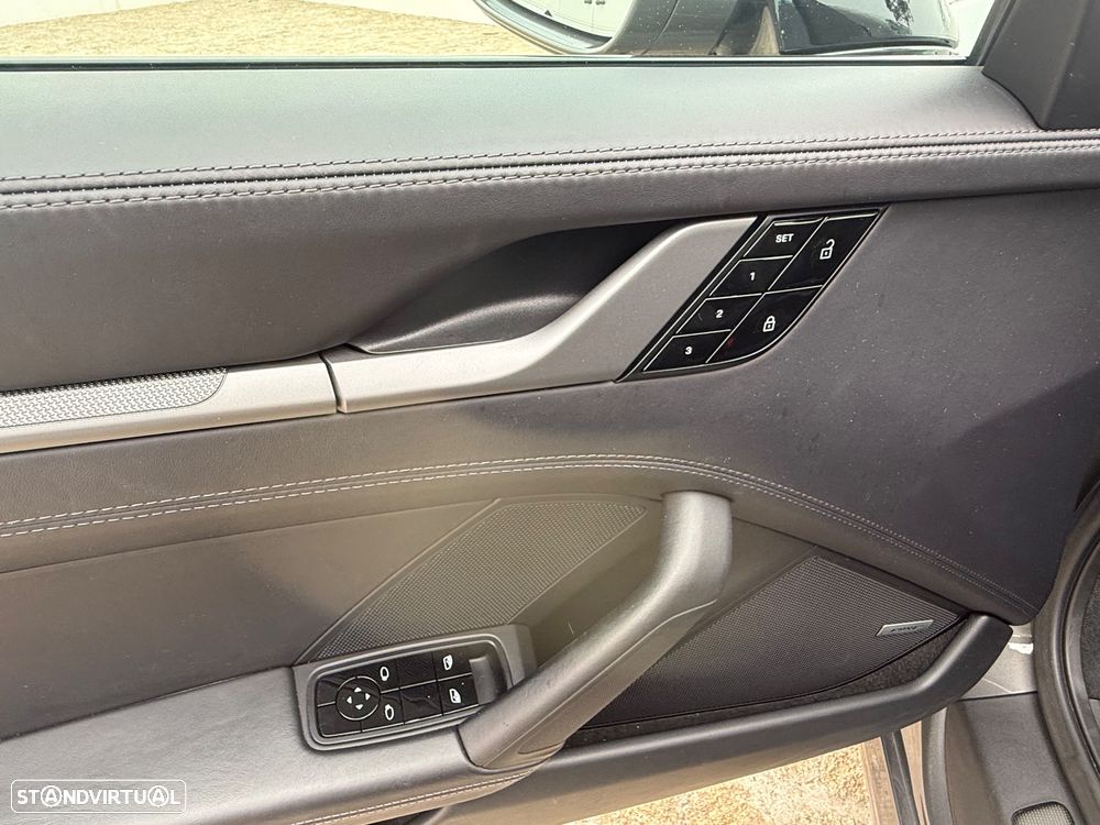 Porsche 911 (992) Carrera 4S PDK - 7