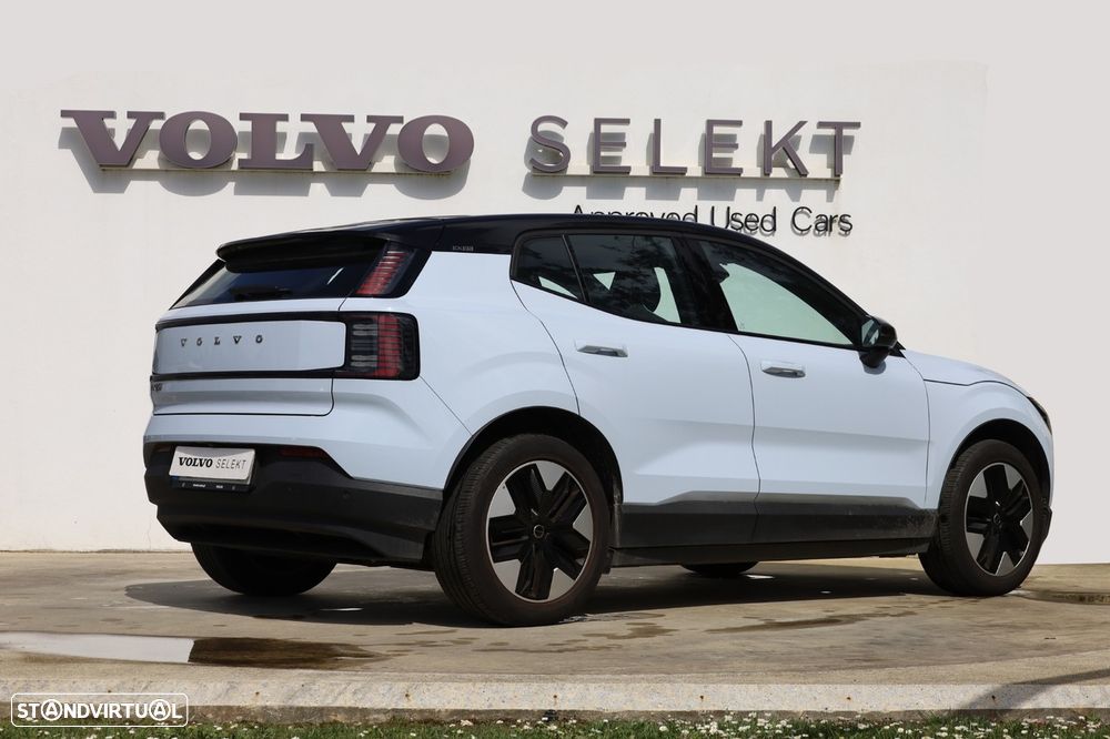Volvo EX30 51 kWh Single Motor Plus - 28