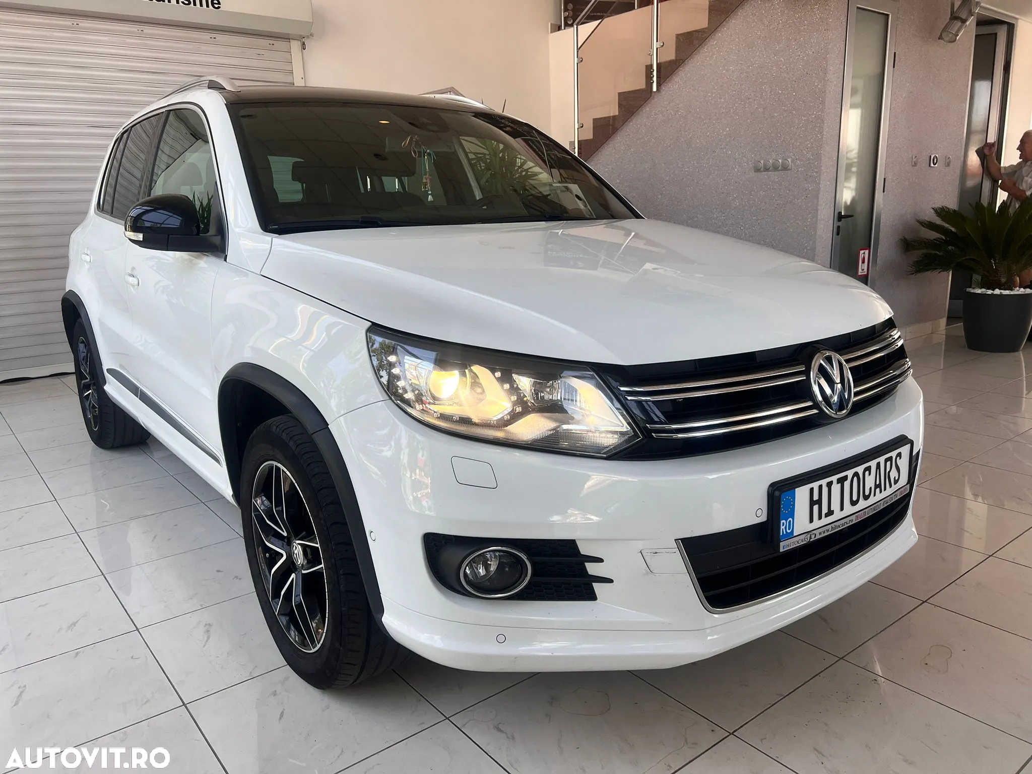 Volkswagen Tiguan - 3