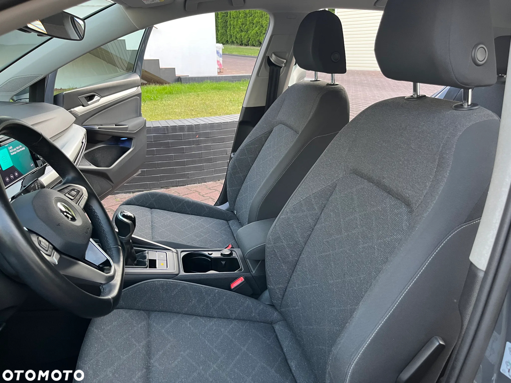 Volkswagen Golf VIII 1.5 TSI EVO Life - 18