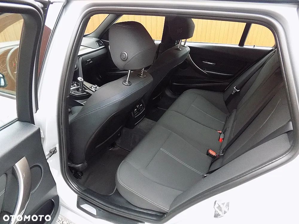 BMW Seria 3 316d Sport Line - 6