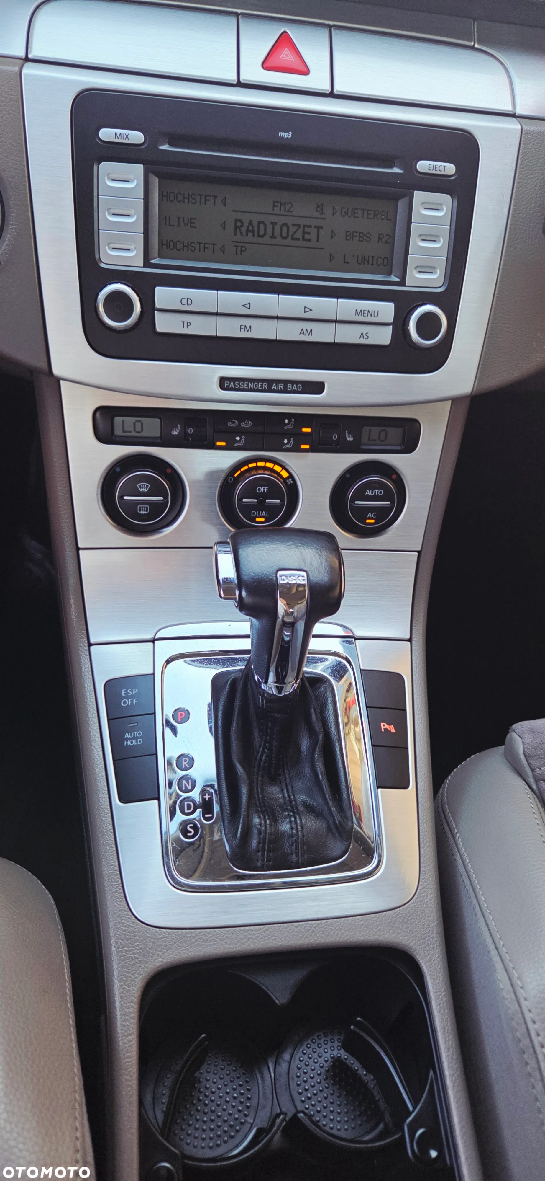 Volkswagen Passat Variant 2.0 TDI DPF DSG Comfortline - 29