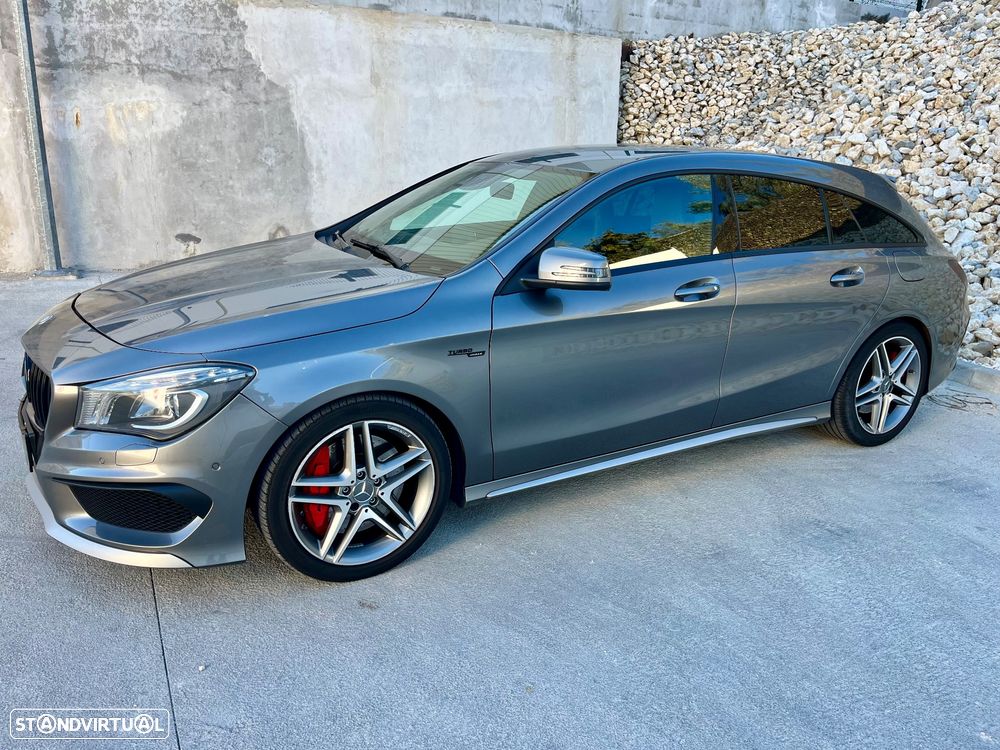 Mercedes-Benz CLA 45 AMG 4Matic 7G-DCT Orange Art Edition - 23