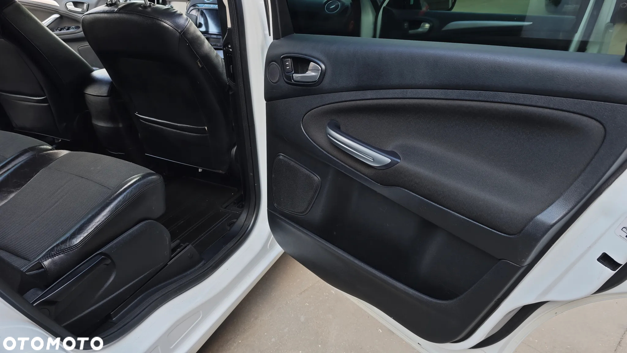 Ford Galaxy 2.0 TDCi Titanium - 10