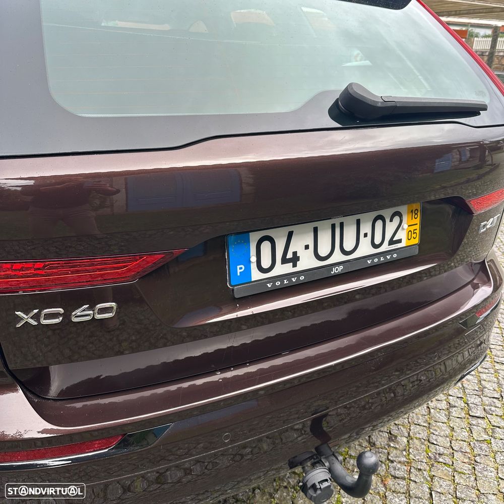 Volvo XC 60 2.0 D4 Inscription AWD Geartronic - 34